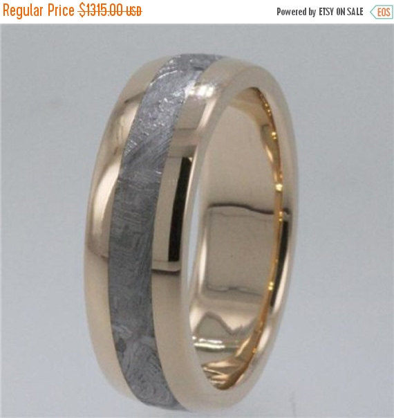 Mariage - Wedding Sale Meteorite Rings / Asteroid Metallic / 14K Gold Meteorite Ring / Gibeon Meteorite Jewelry Metallic Asteroid Ring