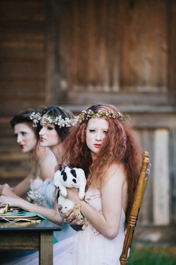 Свадьба - Alice In Wonderland Wedding Inspiration