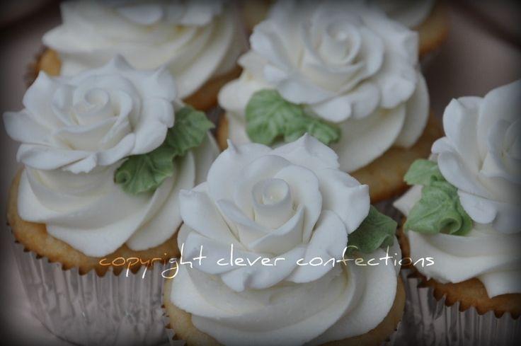 Hochzeit - Gardenia Cupcakes