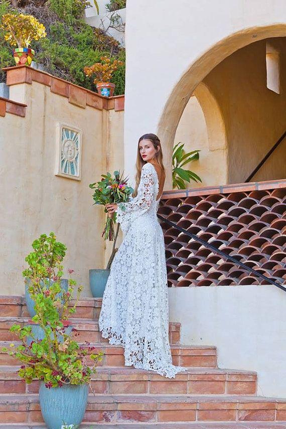 Mariage - Crochet Lace Bohemian Wedding Dress. OPEN BACK With BOHO Bell Sleeves. Simple Elegant Lace Gown. Low Back Lace Wedding Dress. Ivory Or White