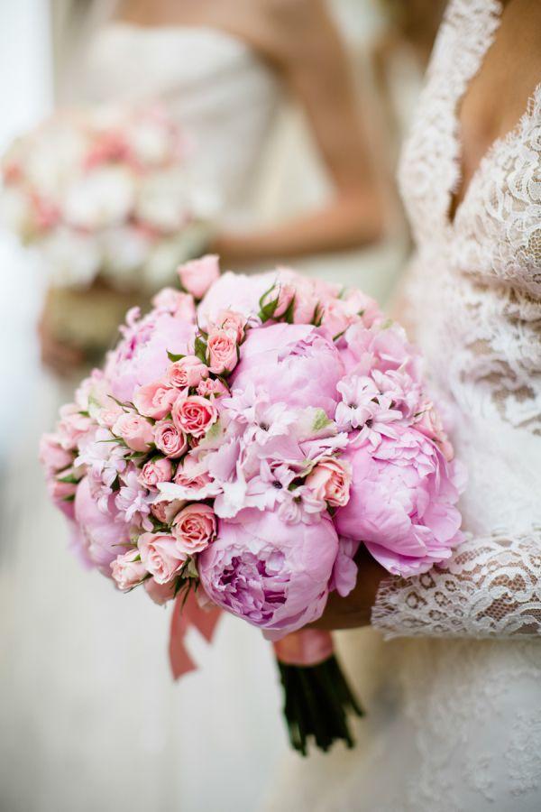 Hochzeit - Behind The Scenes Bridal Fashion With Carolina Herrera