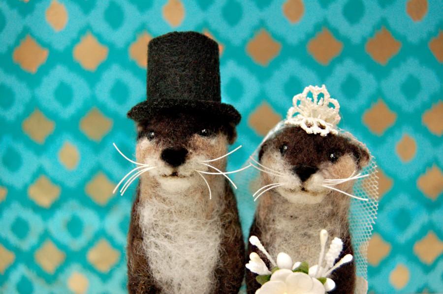Wedding - Needle Felted Otter Wedding Cake Topper