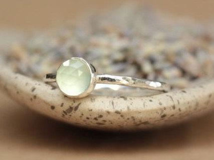 Hochzeit - Size 10.75 - Delicate Green Prehnite Stacking Ring in Sterling - Silver Rose Cut Gemstone Promise Ring - Bezel Set Engagement Ring
