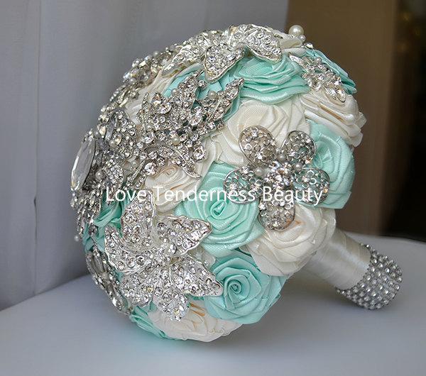 Mariage - SALE 7" BEACH Wedding Brooch Bouquet, Mint-Blue Silver Bouquet, Wedding Flowers, Bridal Bouquet, Sea Jewelry Bouquet, Blue Crystal bouquet