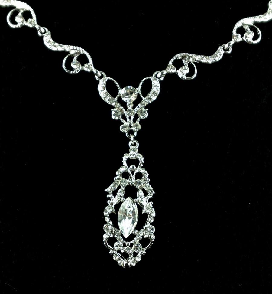 Свадьба - Victorian Bridal Necklace, Damask Necklace, Swarovski Crystal Jewelry, Silver Necklace, Gold Jewelry, VIKTORIAN