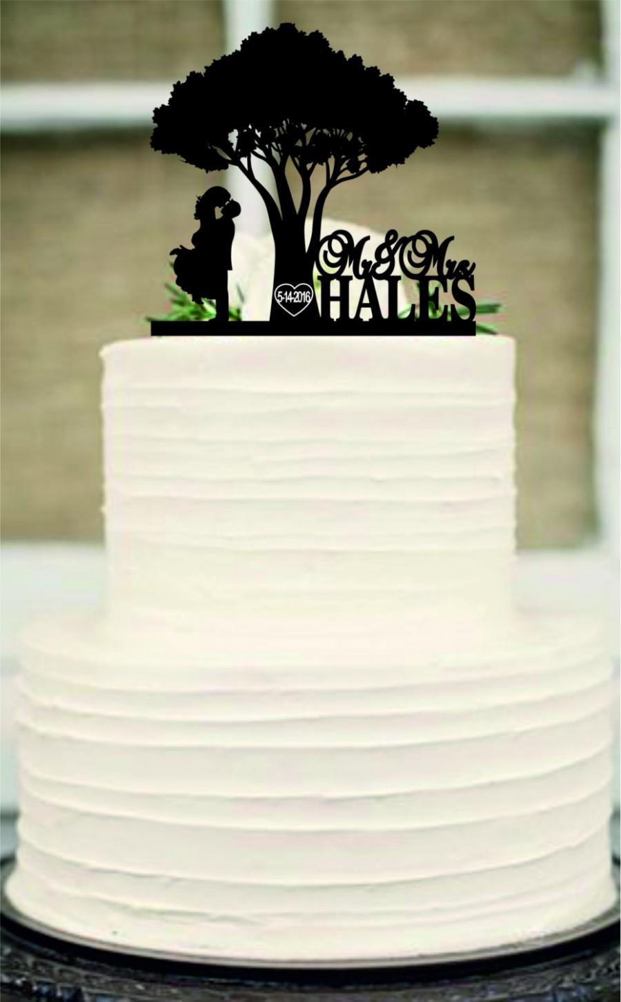 Mariage - Rustic Wedding Cake Topper-Custom Wedding Cake Topper-Personalized Monogram Cake Topper-Mr and Mrs Cake Topper-Bride and Groom a cat or dog