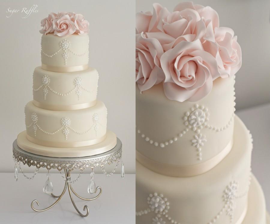 Mariage - Piped Pearl Wedding Cake
