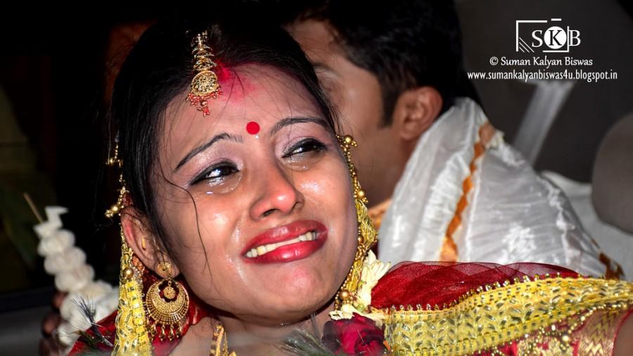 Wedding - With Tears : The Farewell Ceremony Of Bride