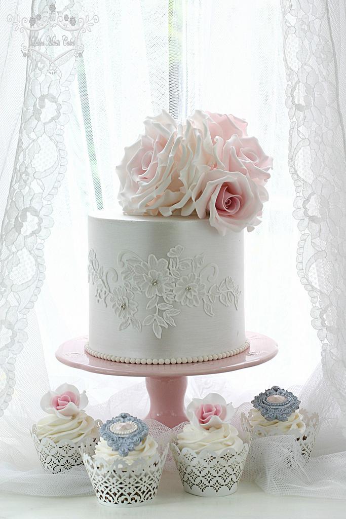 Wedding - Roses And Brush Embroidery