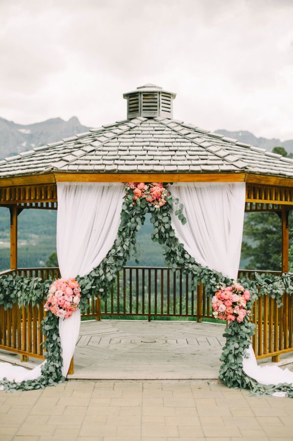 زفاف - Pink Woodland Fairytale Mountain Wedding