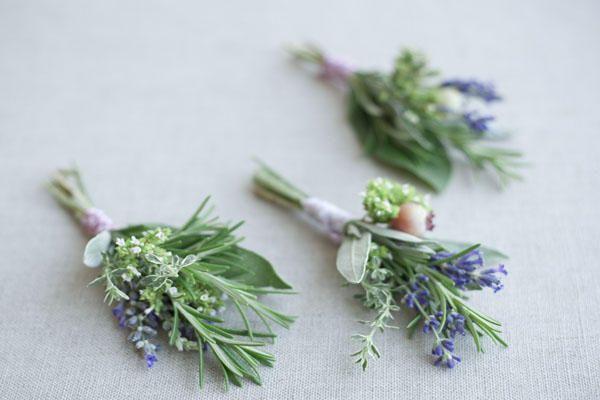 Mariage - DIY Herbal Wedding Boutonnieres - Once Wed