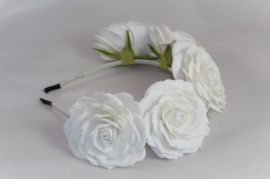 Mariage - Hair band white foam rose wreath bridal accessories gift for her wedding couronne fleur boho trends floral crown rustic style