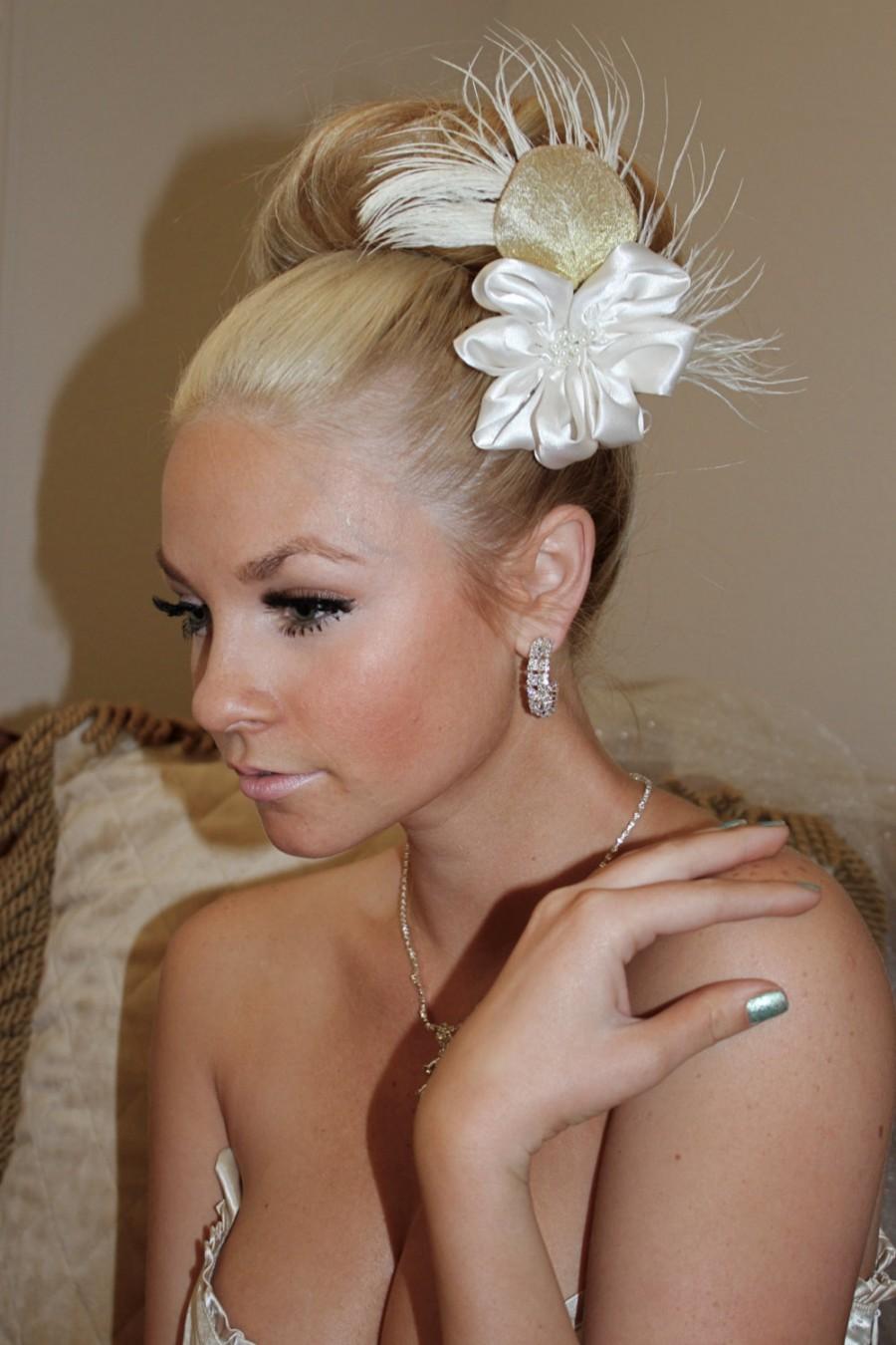 Hochzeit - Flower Feather fascinator "Mia", Flower Clip, Bride's Maids Silk flower Feather headpiece by Vegas Veils