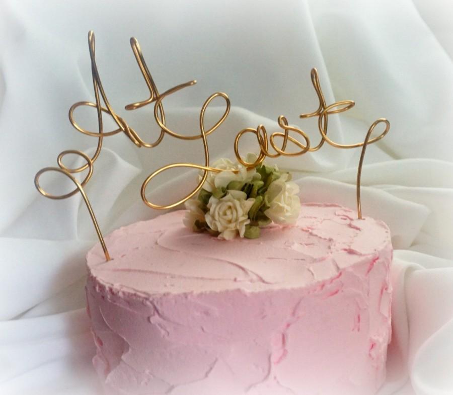 Hochzeit - At Last Cake Topper, Fun Engagement Party Decor, Hen Party, Bridal Shower