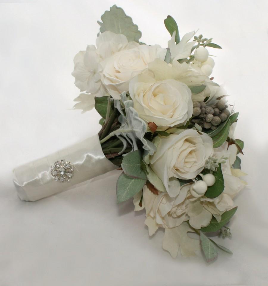 Hochzeit - SALE Winter White Bridal Bouquet