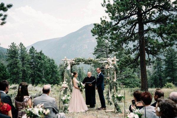 Свадьба - Romantic Estes Park Wedding At Taharaa Mountain Lodge