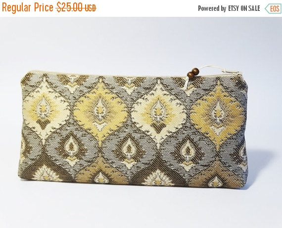 Mariage - Damask clutch Gold Brown, Hen Party Gift, Bachelorette Gift Bag, Cosmetic Purse, OOAK Woman Wallet