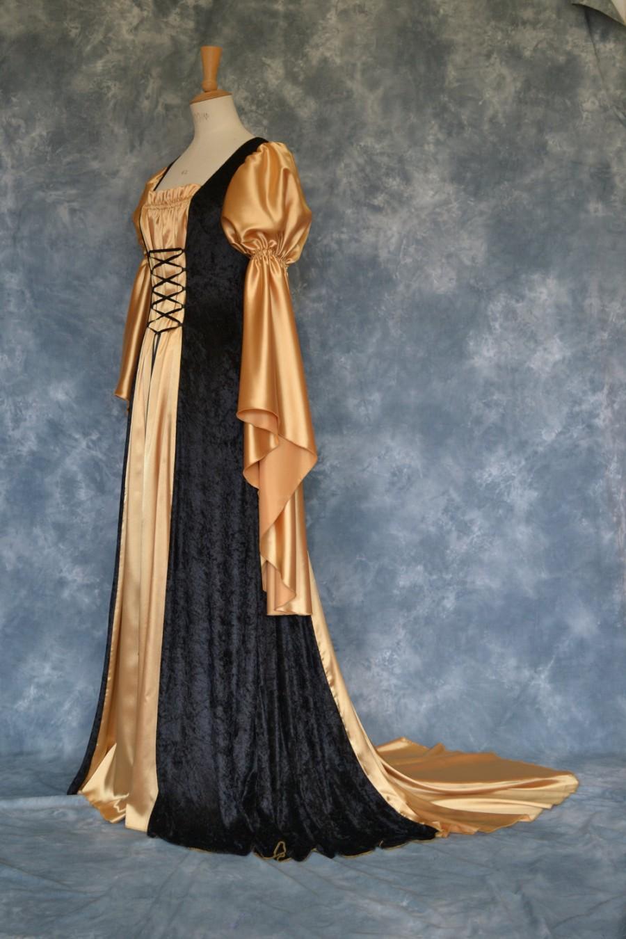 زفاف - Alva, a Pagan, Medieval, Pre- Raphaelite,  Elvish, Renaissance Custom Made  Wedding Gown