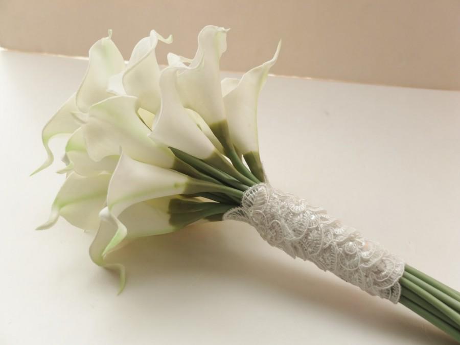 Mariage - Bridesmaid Bouquets, Ivory Calla Lily bridesmaid bouquet, Bridal Bouquet, wedding bouquet