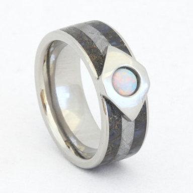 Hochzeit - Round White Opal set on a Dinosaur Bone, Meteorite and Titanium Ring