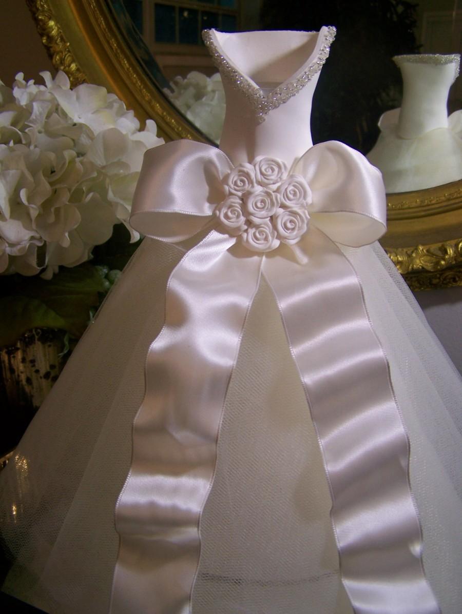 Hochzeit - Wedding table Decor, Bridal shower decoration, cake table decoration, bridal shower, wedding cake topper, Pure Romance