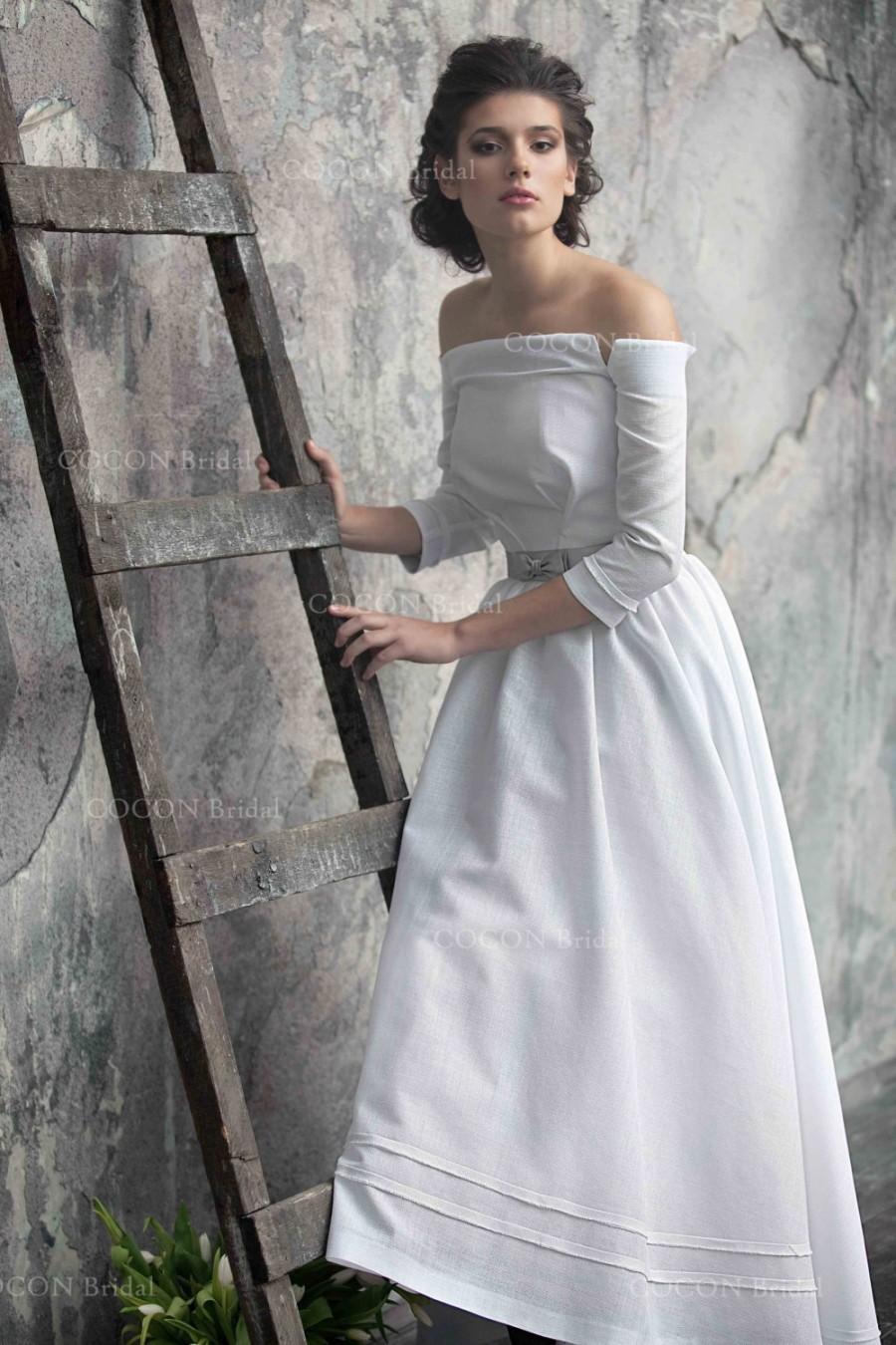 Mariage - Country Linen Wedding Gown  Dream Dress Rustic Wedding Vintage Inspiration Open soulder Dress dress Tea Length Wedding Dress- Albali