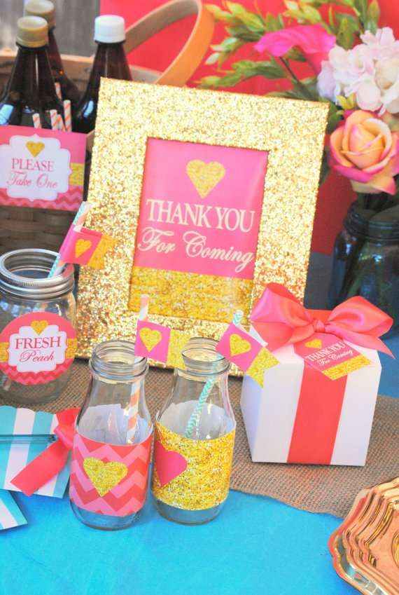 Mariage - Coral Shower Bridal/Wedding Shower Party Ideas
