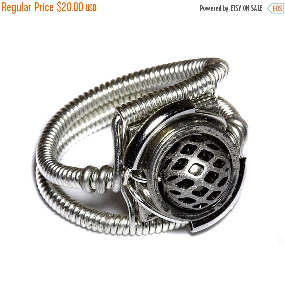 Wedding - ON SALE TODAY - Steampunk Jewelry - Ring - Silver tone