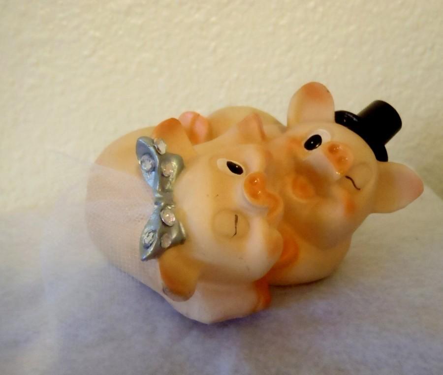 Mariage - Pigs Wedding Cake Topper / Bride and Groom Piggies / Country Wedding Decoration