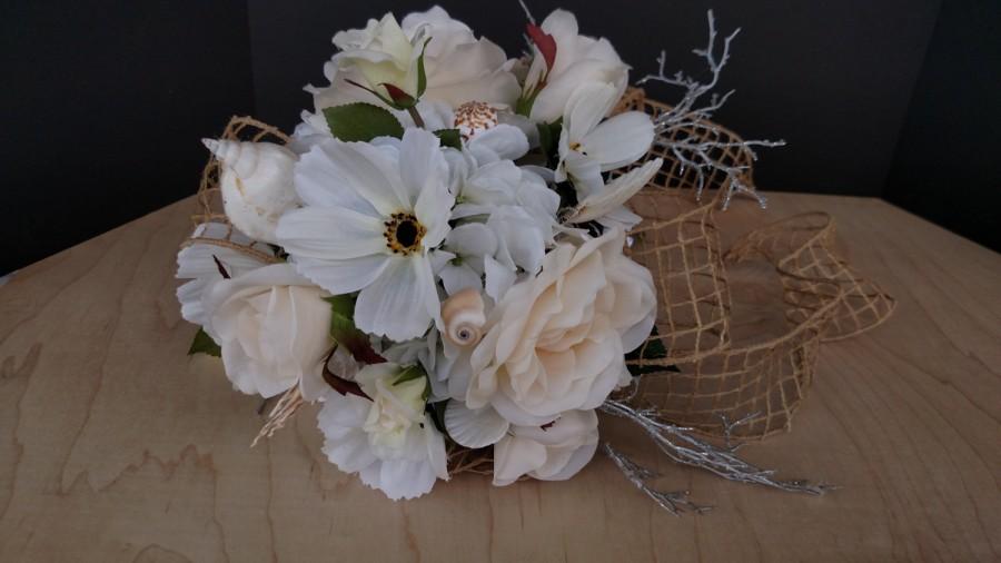 Wedding - Beach style Wedding Bouquet, Seashells and White roses bouquet