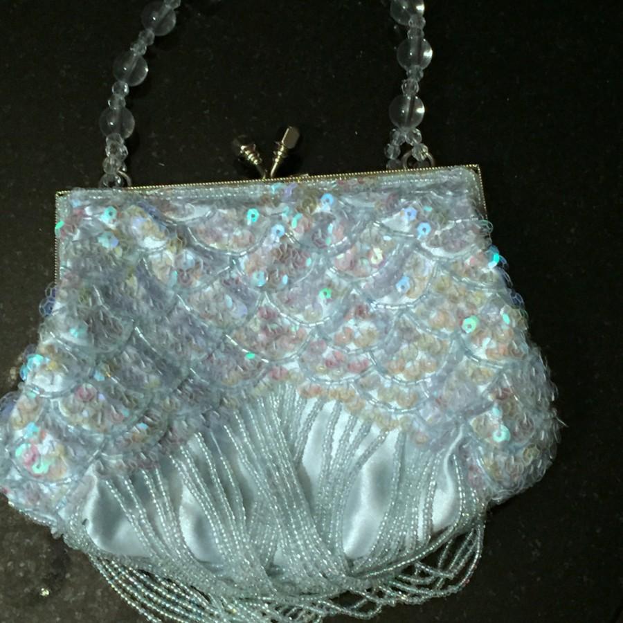 زفاف - SOMETHING BLUE. Vintage Pale Aqua Blue Aurora Borealis Irridescent Beaded Evening Bag. Vintage beads.  Beaded Wedding Purse.  Chic Couture
