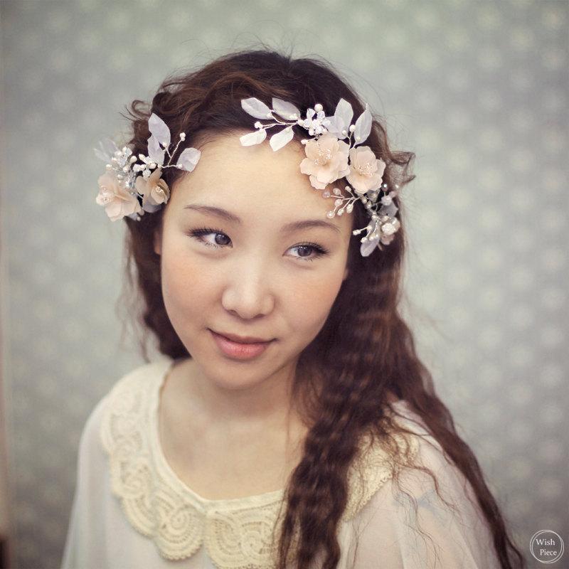 Hochzeit - Silk Floral Headpiece - Romantic Bridal Hair Accessories - Wedding Hair Accessories - Style HP1315