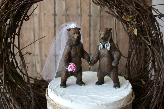 زفاف - wedding-bear-cake topper-grizzly bear-brown bear- country-animal-rustic-bride-groom-Mr and Mrs-woodland-zoo-circus-camouflage-hunter-hunting