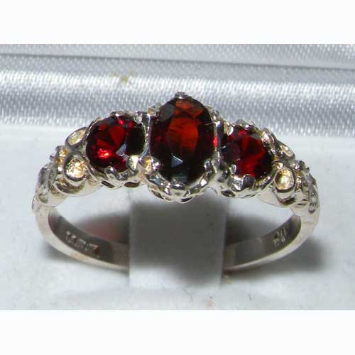 Свадьба - Solid 925 Sterling Silver 3 Genuine Garnet Ring, English Antique Design Carved Ring, Trilogy Band, Stackable Ring - Customizable