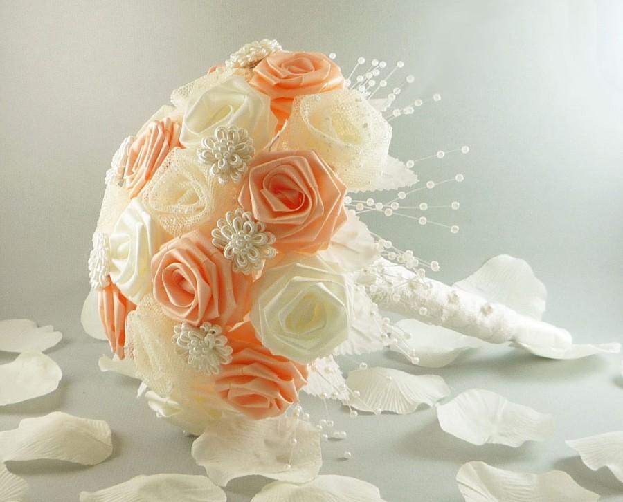 Mariage - Vintage Victorian, Wedding Bouquet, Classic Bridal Bouquet, Pink Roses, Origami Wedding Bouquet