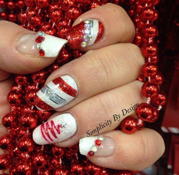 Hochzeit - Day 344: Candy Canes & Silver Lanes Nail Art