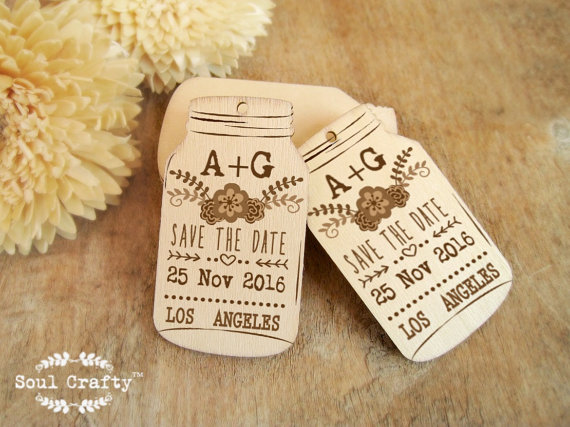 Свадьба - Save the date Engraved Wooden Mason Jar tag With hole Rustic Wedding Bridal Shower Gift Tags Pack of 30 / 50 / 80 / 100 / 150