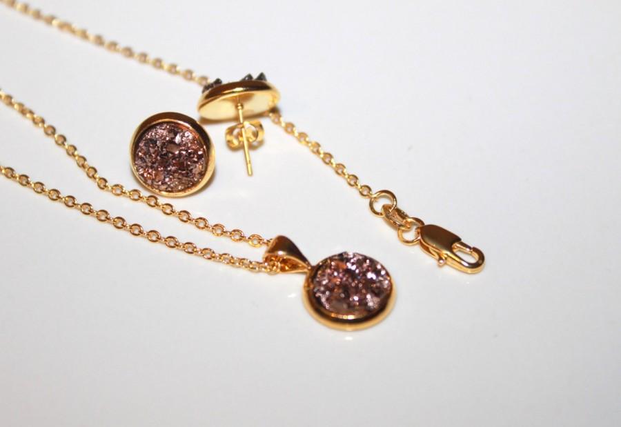 زفاف - FLASH SALE! Express Shipping! Rose Gold Druzy Necklace & Stud Earrings Jewelry Set / 10 mm faux resin / Bridesmaid gift 3, 4, 5, 6, 7, 8, 9