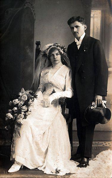 Hochzeit - Victorian~Edwardian Wedding...Days Gone By...