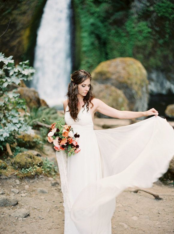 Hochzeit - Pacific Northwest Elopement Inspiration - Magnolia Rouge