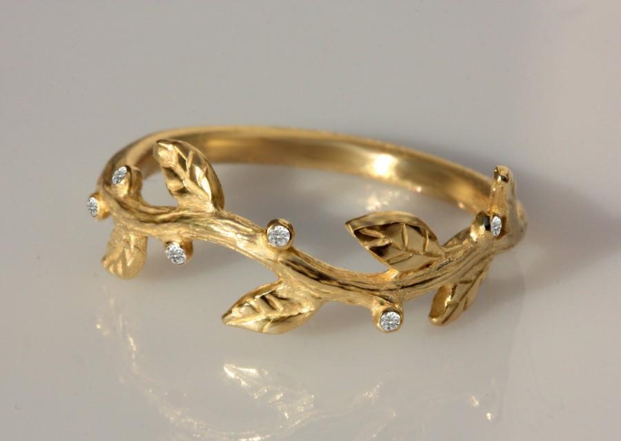 Hochzeit - 14k Gold Leaf Diamond wedding ring