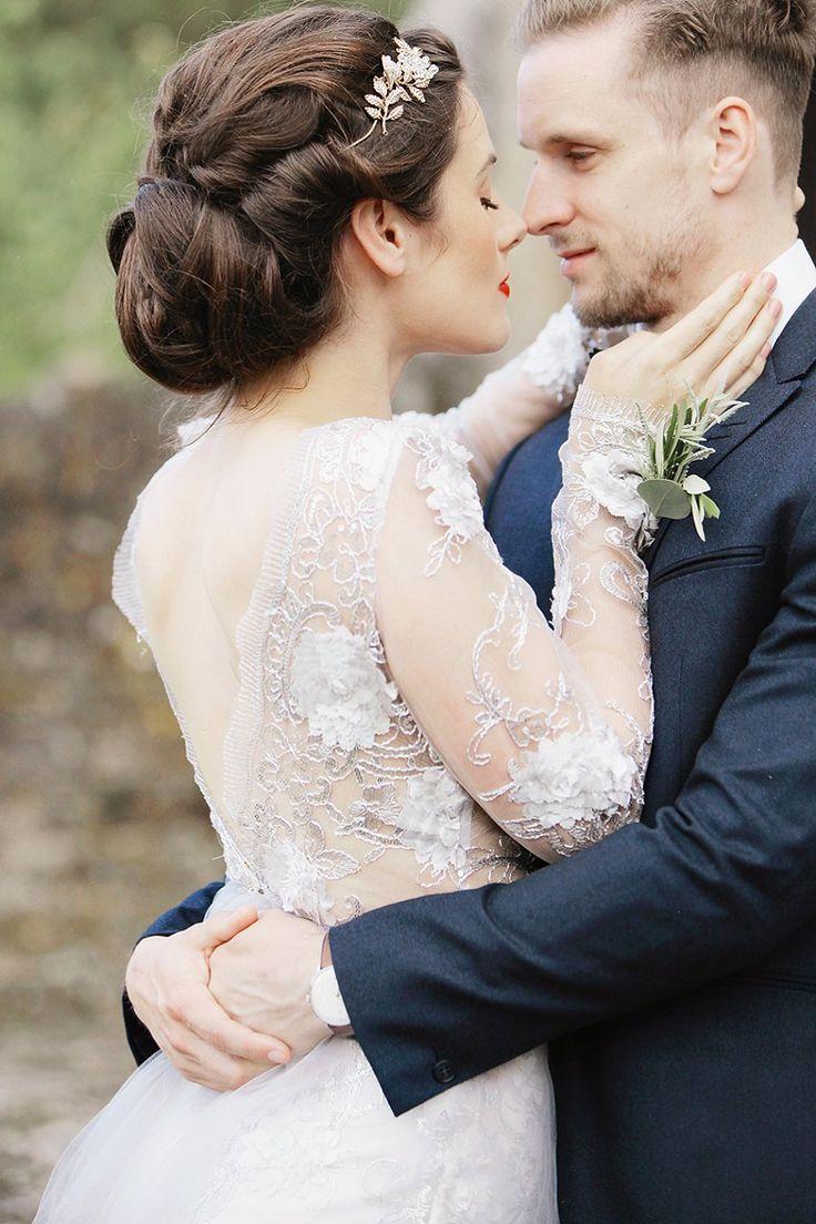 Wedding - A Beautiful Way! A Lace, Soft Green & Grey Bridal Editorial…