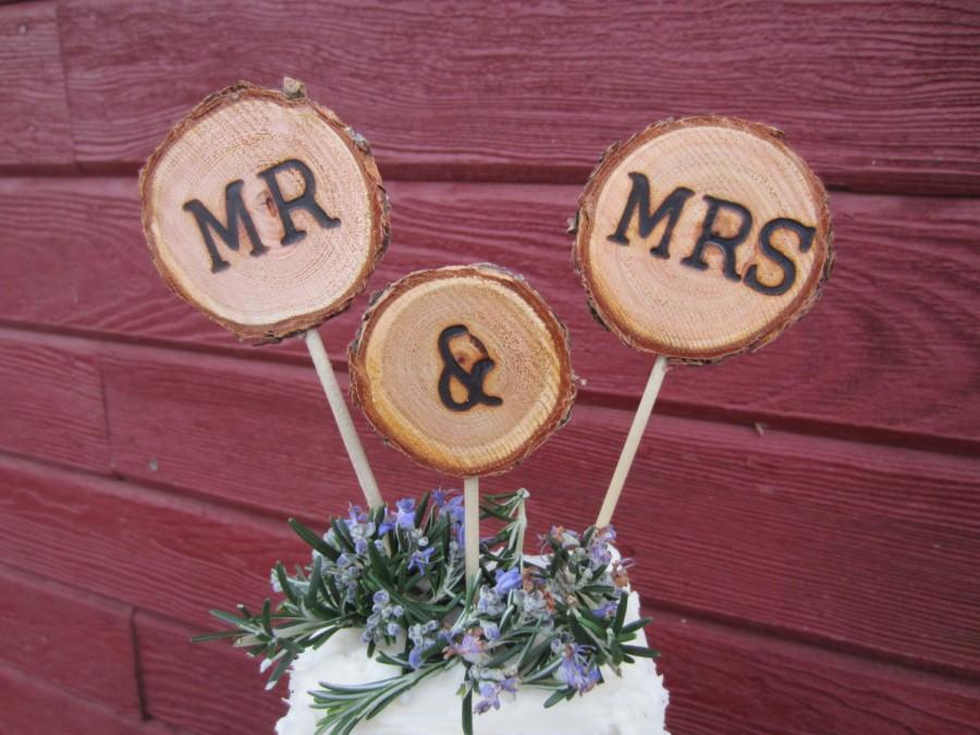 Mariage - Mr and Mrs rustic cake topper, rustic wedding cake topper, cake topper, rustic cupcake topper, rustic wedding decor, mr and mrs topper