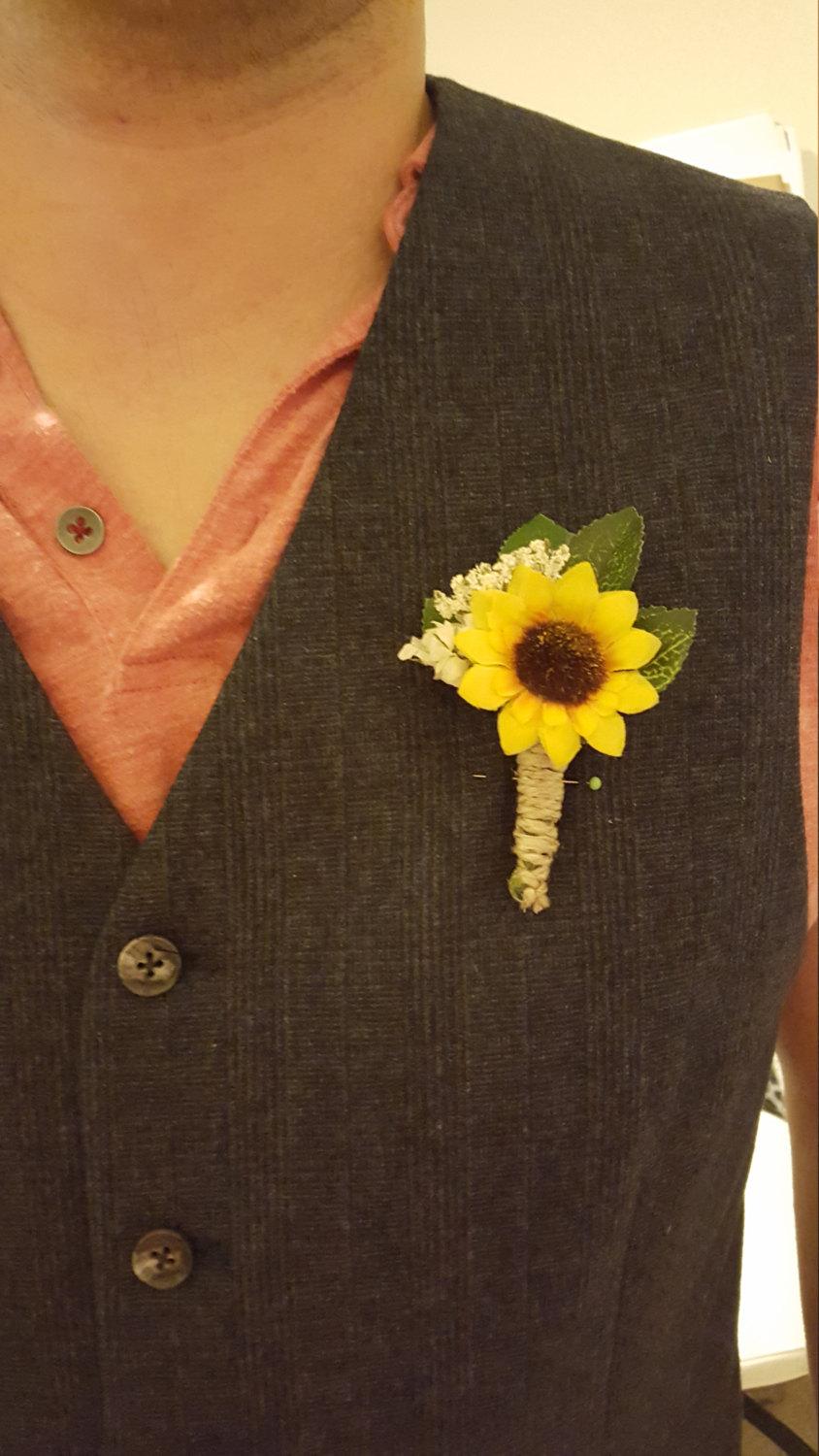Свадьба - Sunflower Boutonniere