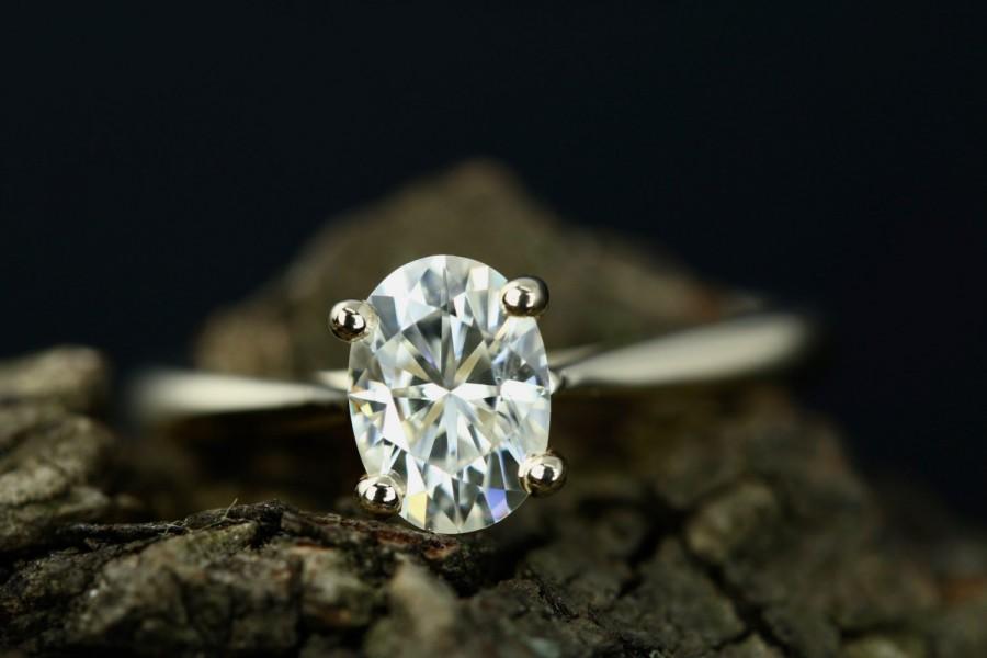 زفاف - Certified Annie 7x5mm Oval Cut Forever Brilliant Moissanite 14K Yellow Gold Solitaire Engagement Ring (Bridal Wedding Set Available)