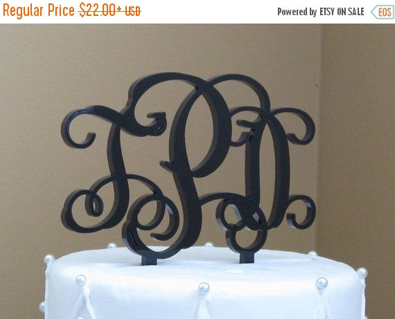 Mariage - ON SALE Vine Monogram Cake Topper for Wedding in Black Silver or Gold Mirror