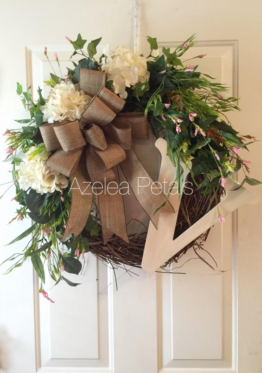 Hochzeit - Burlap Monogram Hydrangea Grapevine Wreath, Wedding Gift, Initial Spring Door Hanger, Summer Baby Shower, House Warming Gift, Home Decor