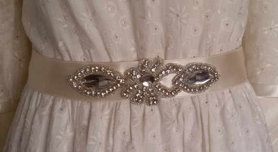 Hochzeit - Wedding sash belt, Wedding accessories, Bridal sash, Sash belt, Bridal belt, Crystal bridal sash, Satin ribbon with crystal and rhinestone,