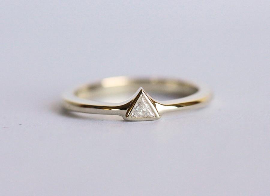 Wedding - Diamond Engagement Ring, Modern Diamond Engagement ring, 14k Soldi Gold