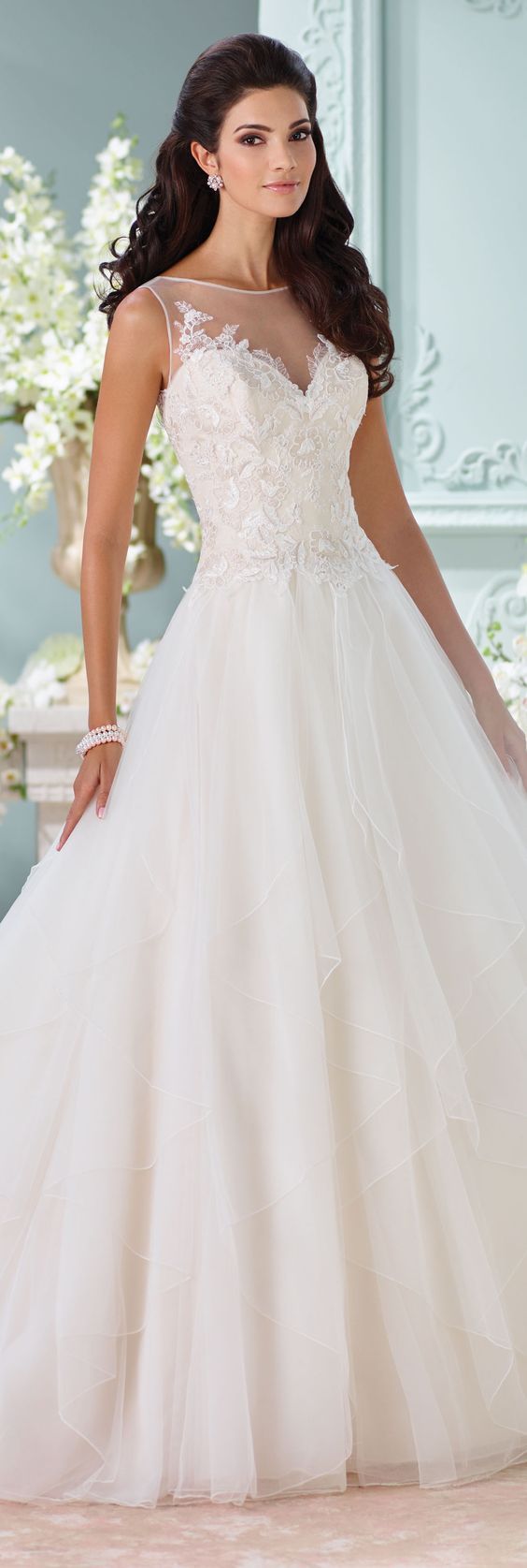 Mariage - Sleeveless Wedding Gown